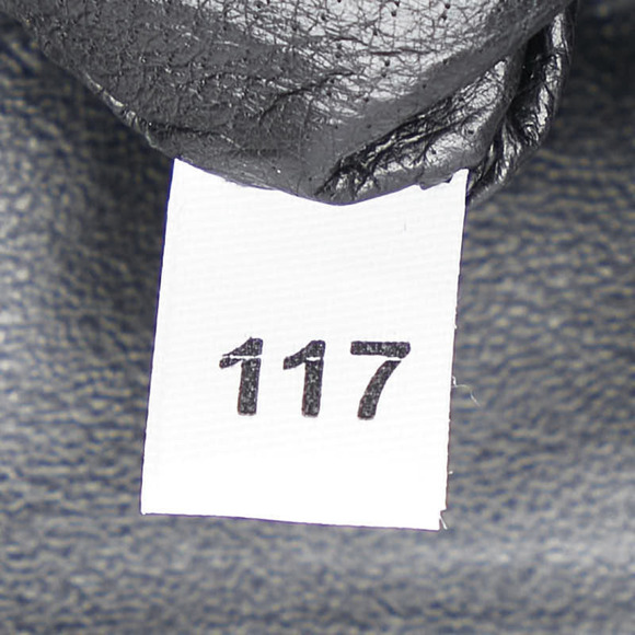 PRADA Black Leather Shoulder Bag - Picture 12 of 14